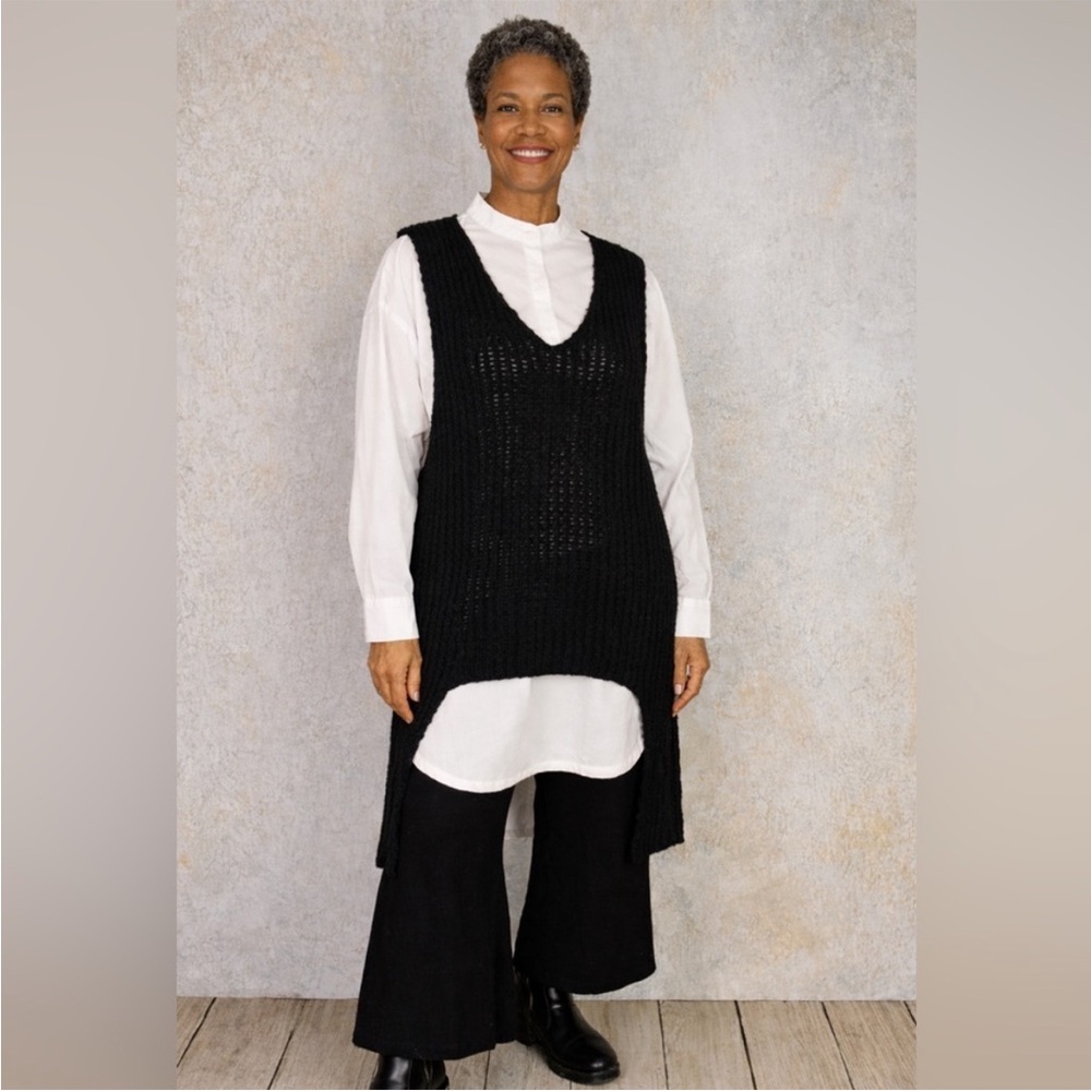 Alembika Urban Black Wool Blend Knit Tunic Vest Asymmetric Lagenlook NWT Small